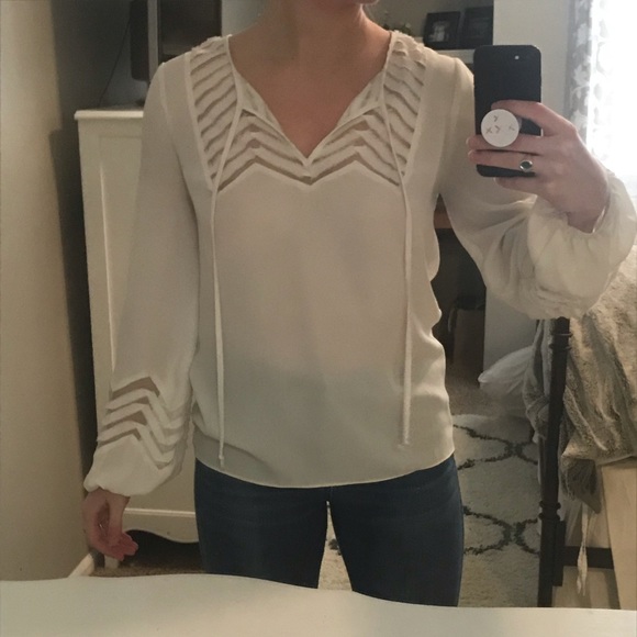 White long sleeve chiffon top - Picture 2 of 2